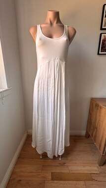 maeve halter tiered maxi dress NWT Anthropologie Maeve Halter Tiered Maxi Dress Size Medium